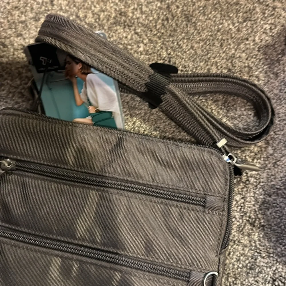Travelon Anti Theft Bag New with Tag - Picture 5 of 12